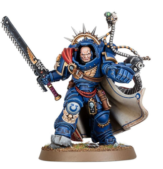 Warhammer 40K - CAPTAIN IN GRAVIS ARMOUR